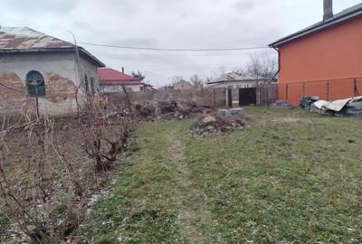 Teren de 1080 mp, în Coșoveni - 4