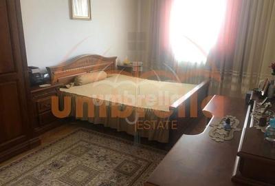 Casa de vanzare - zona centrala str. Paris - 4