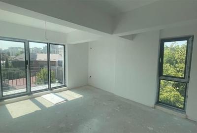 Apartament cu 2 camere decomandat în Baicului