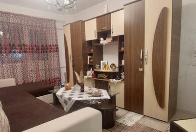 Garsoniera decomandata transformata in apartament cu 2 camer - 1