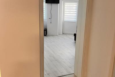 Apartament cu 3 camere decomandat în Decebal - 11