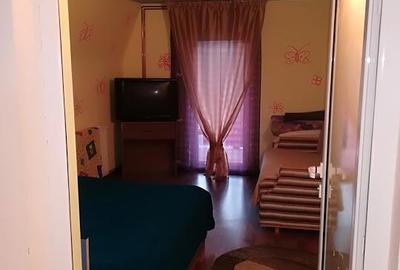 Casă cu 5 camere cu Teren 500 Mp în Central - 9