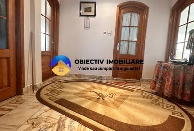 Apartament cu 3 camere decomandat în Mărăței