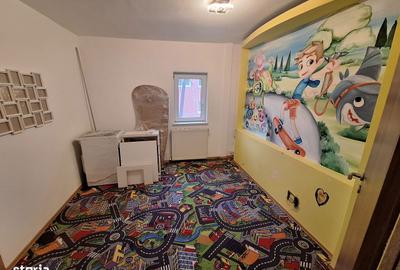 Apartament cu 3 camere decomandat, mobilat în Girocului - 9