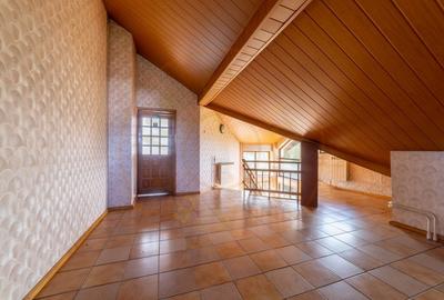 CASA + 1.000 mp teren pretabil Azi, Clinica - 3