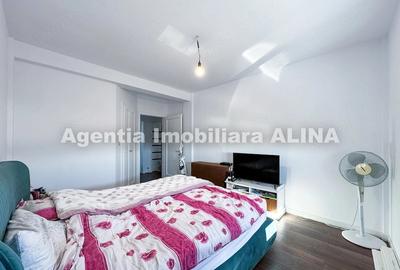 Apartament cu 2 camere decomandat în 22 Decembrie - 9