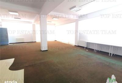 Spațiu comercial, de 220 mp, în Central - 2
