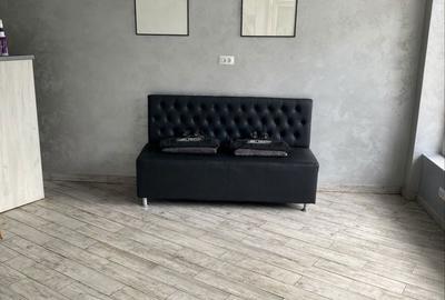 Spațiu comercial, de 25 mp, în Central - 4