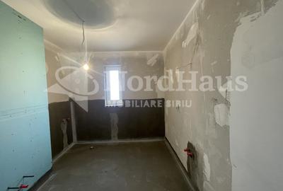 Duplex cu 4 camere cu Teren 264 Mp în Rășinari - 6