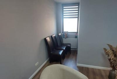 Birou, de 36 mp, în Delfinariu - 2