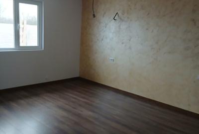 Casă cu 4 camere în Central - 5