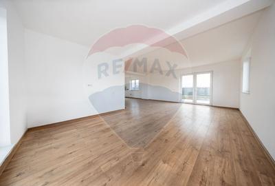 Casă cu 4 camere cu Teren 501 Mp în Sânpetru - 12