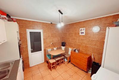 Apartament cu 3 camere semidecomandat în Tătărași - 7