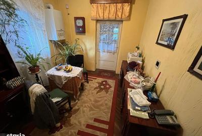 Casă cu 3 camere în Central - 2