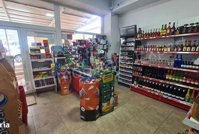 Spațiu comercial, de 540 mp, în Central - 8