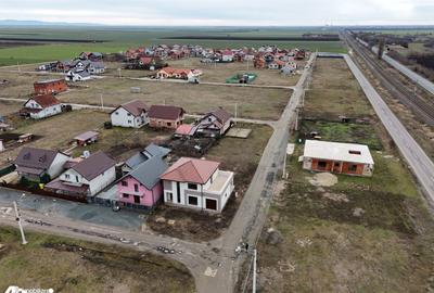 Casă cu 4 camere cu Teren 500 Mp în Central - 19