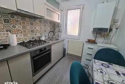 Apartament cu 2 camere decomandat în Tractorul - 3