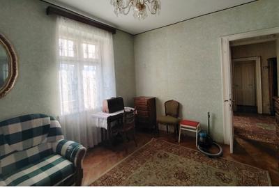 Apartament cu 3 camere decomandat în Central - 2