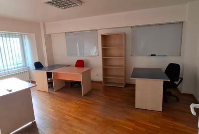 Piata Alba Iulia I Spatiu Birou - cladire mixta - 1