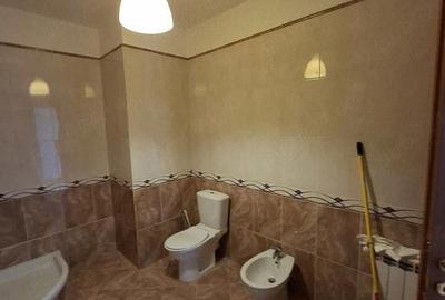 Apartament cu 5 camere decomandat în Săftica - 4