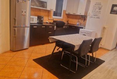 Apartament cu 4 camere în Central - 2