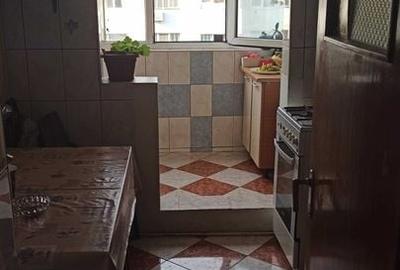 De vanzare apartament de 3 camere Titan,  5 min metrou Grigorescu - 6