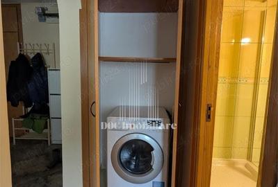 Apartament cu 4 camere semidecomandat în Costin Georgian - 1