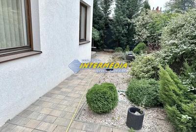 Casă cu 4 camere cu Teren 235 Mp în Central - 20
