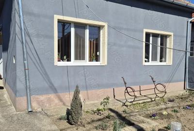 Casa de vanzare in Ghiroda 1.000 mp teren | 4 camere | 2 bai | 2 intrari separate - 5