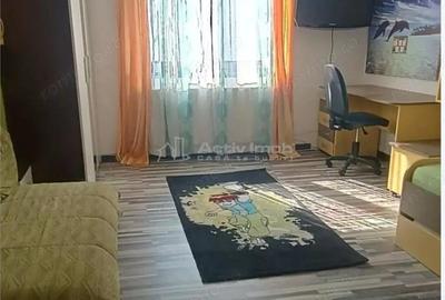 Casă cu 4 camere cu Teren 300 Mp în Central - 11