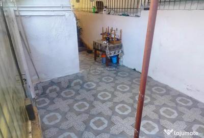 Casă cu 6 camere cu Teren 260 Mp în Muncitoresc - 10