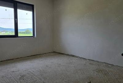 Casă cu 6 camere în Leșnic - 19