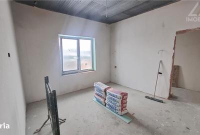 Casă cu 4 camere cu Teren 400 Mp în Rediu - 11