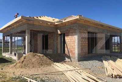Casă cu 3 camere cu Garaj în Cristian - 12