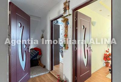 Casă cu 5 camere cu Teren 329 Mp în Ceangăi - 2