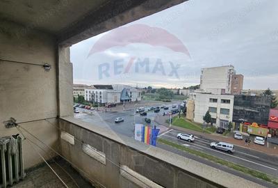 Apartament cu 3 camere decomandat în Central - 4
