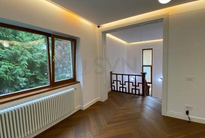 Casă individuală cu 10 camere cu Canalizare în Cotroceni - 6