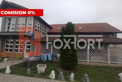 Casa individuala 6 camere, Sanmihaiu Roman - Garaj, anexe, panouri fotovoltaice