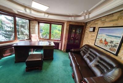 Apartament cu 3 camere de vanzare in Campina - Zona ultracentrala - 4