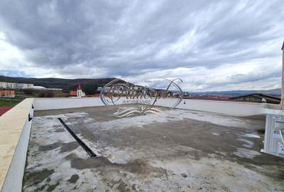 Penthouse finisat cu terasa generoasa in Floresti - 3