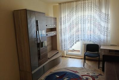 Inch ap 2 camere decomandat, 400 euro - 6