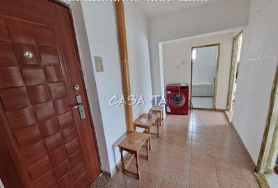 Inchiriere apartament 2 camere, situat in Targu Jiu, Str.V - 8