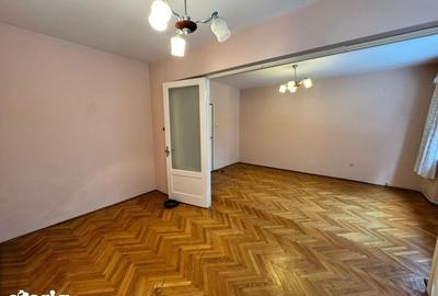 Apartament cu 4 camere în Central - 14