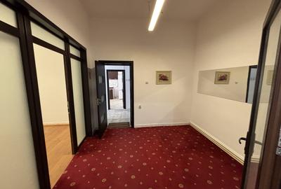 Casă individuală cu 5 camere cu Teren 300 Mp în Vatra Luminoasă - 9