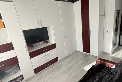 Garsonieră decomandată în Roșu - 1