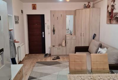 Apartament cu 2 camere decomandat în Central - 2