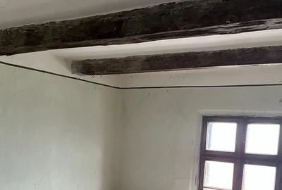 Casă cu 2 camere cu Teren 762 Mp în Blandiana - 5