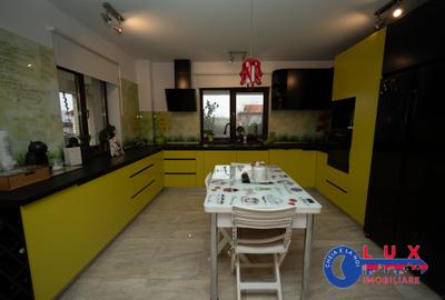 ID 6737 EXCLUSIVITATE - DE VÂNZARE - Vilă P+E+M - 2