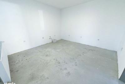 Spațiu comercial, de 110 mp, în Central - 9