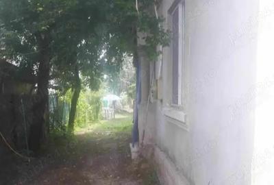 Casa bine situata in Razvad strada principala la7km de municipiul Targoviste - 2